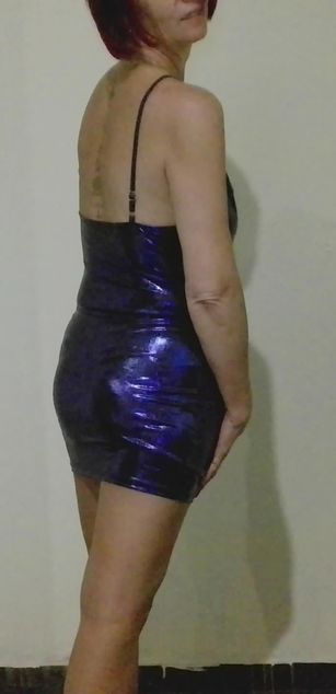 Model - SashCarter FetishFriendly