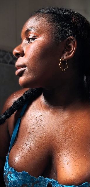 Model - Nany Moreno curvy