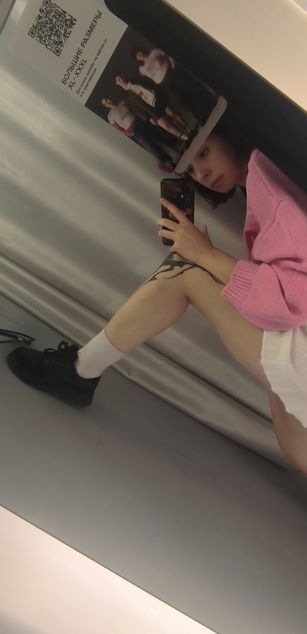 Model - Amber dirtytalk