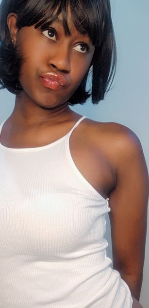 Model - SexyShan milf