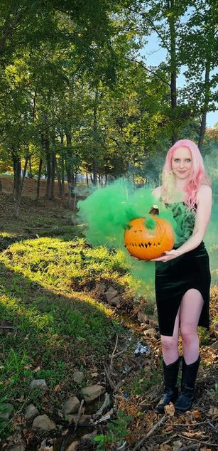 Model - TheAlexaLondon blowjob