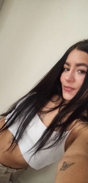 Model - JoyHills blowjob