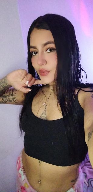 Model - JoyHills blowjob