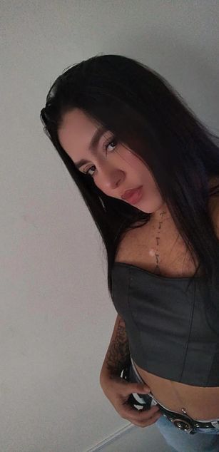 Model - JoyHills blowjob