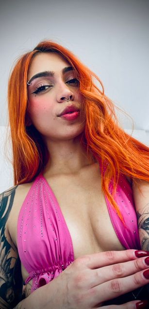 Model - Polygonnia deepthroat