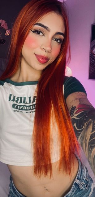 Model - Polygonnia deepthroat