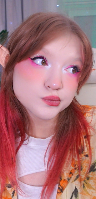 Model - Sonya blowjob