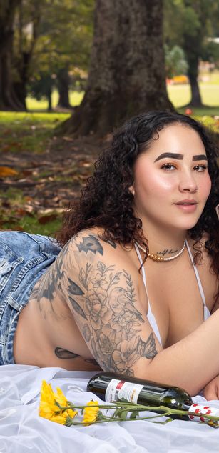 Model - Ayla_martinez deepthroat