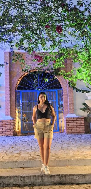 Model - Iris Moira blowjob