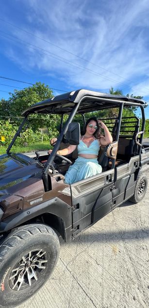 Model - Iris Moira blowjob