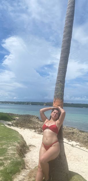 Model - Iris Moira blowjob