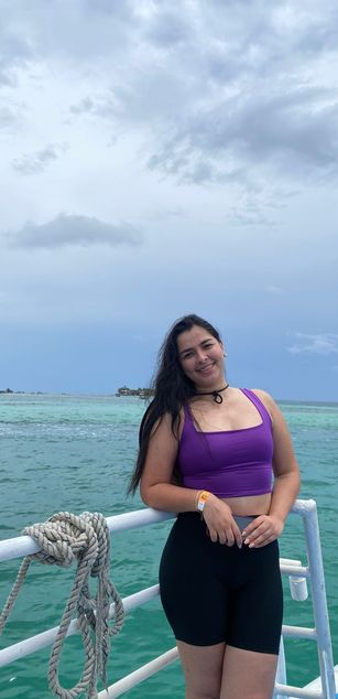 Model - Iris Moira blowjob