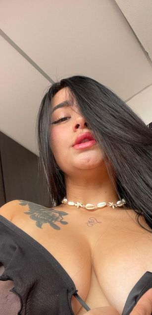 Model - Lexxiee Haze sexy