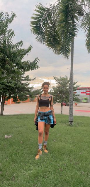 Model - SilvanaOwen LATINA