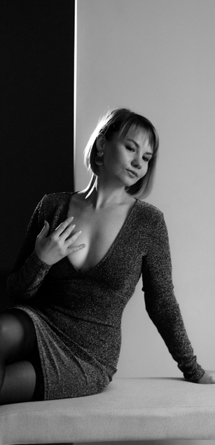 Model - Miss Cherry joi