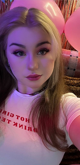 Model - AlSunset bigboobs