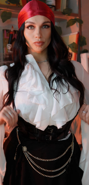 Model - Luna Night blowjob