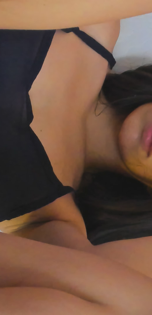 Model - Sara Archbould deepthroat