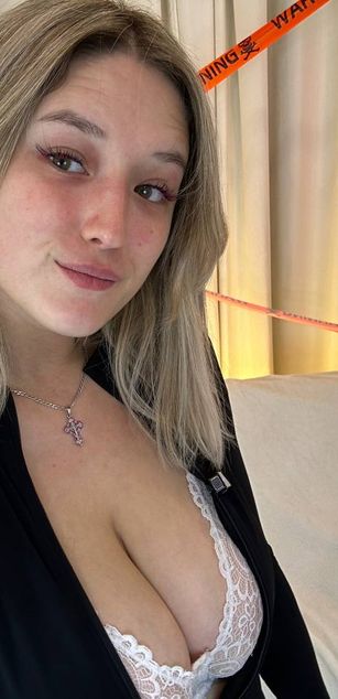 Model - JessRosen roleplay