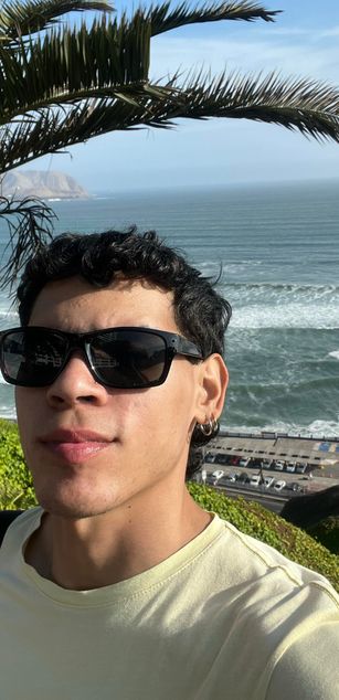 Model - Poysonsam bigass