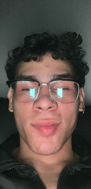 Model - Poysonsam bigass