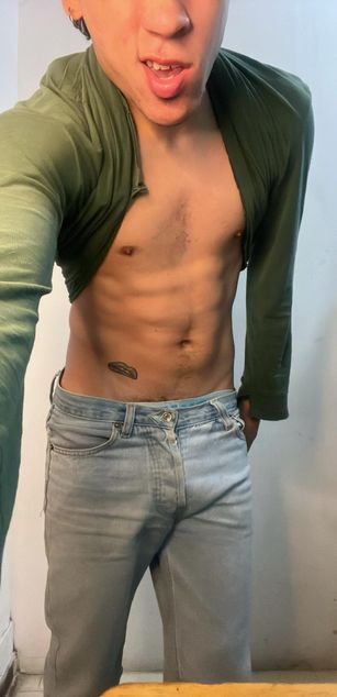 Model - Poysonsam bigass