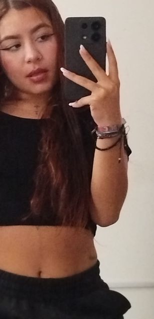 Model - JoyHills blowjob