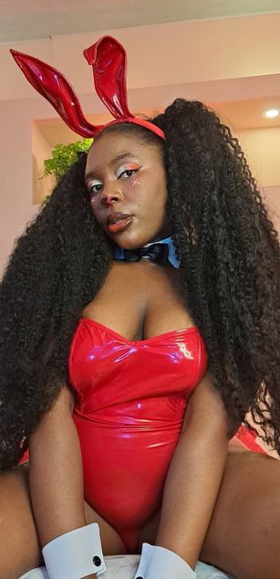 Model - Nany Moreno deepthroat