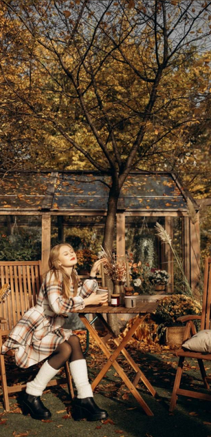 Model - ladyred18 Hot