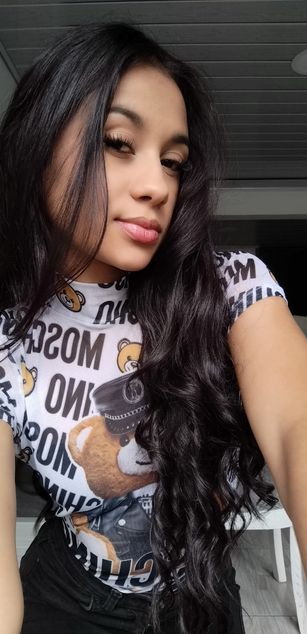 Model - Lucy Owens roleplay