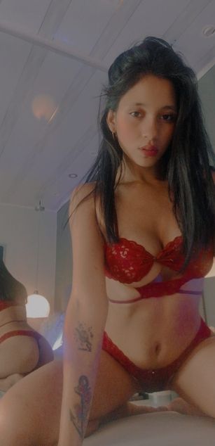 Model - Noa Dream bigtits