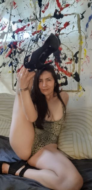 Model - EVA X deepthroat