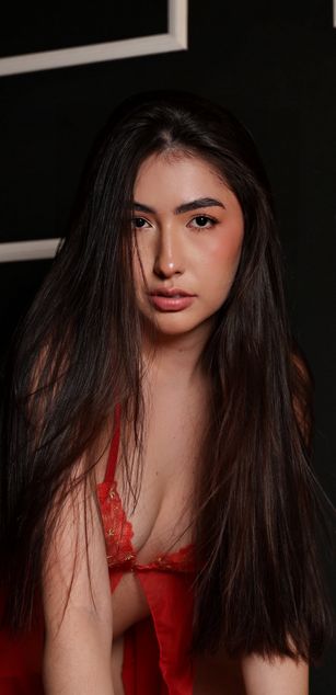 Model - Anya Cute ass