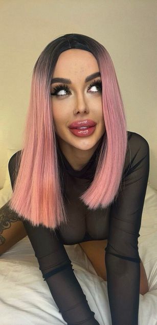 Model - kimberry bigtits