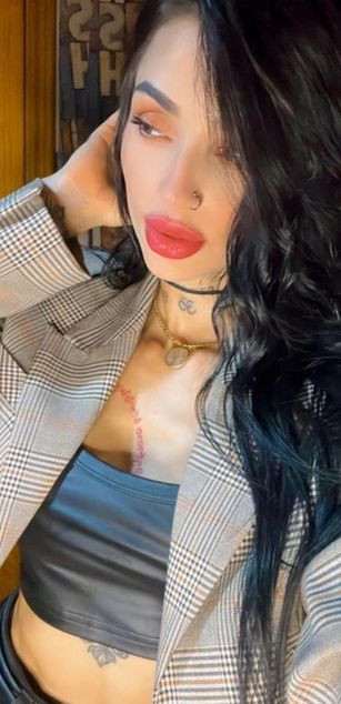 Model - ANDREE_BLOSSOM roleplay