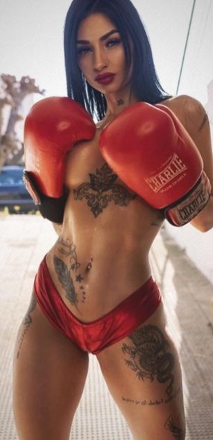 Model - ANDREE_BLOSSOM roleplay