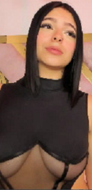 Model - Brianna Hill deepthroat