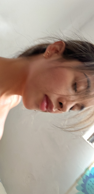 Model - Mailexxx feet