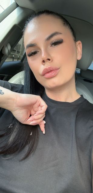 Model - Jessica Jolie deepthroat