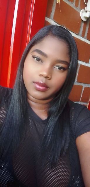 Model - Maria Jose latina