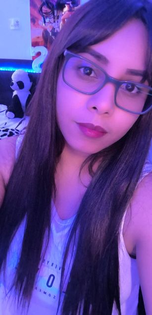 Model - Shenner latina