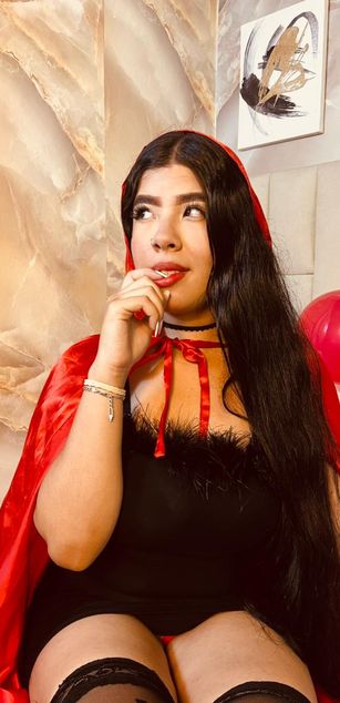 Model - Valen Rosse blowjob