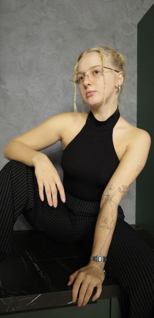 Model - SummerStone sexy