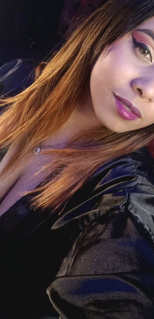 Model - Shenner latina