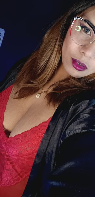 Model - Shenner latina