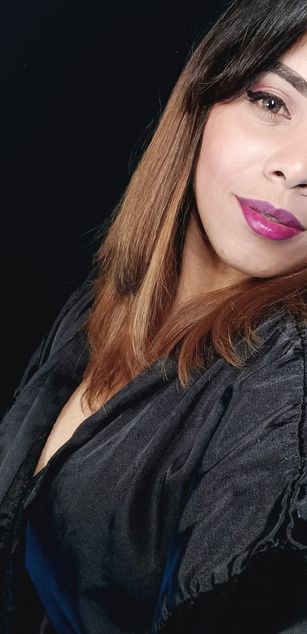 Model - Shenner latina