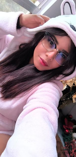 Model - Shenner latina