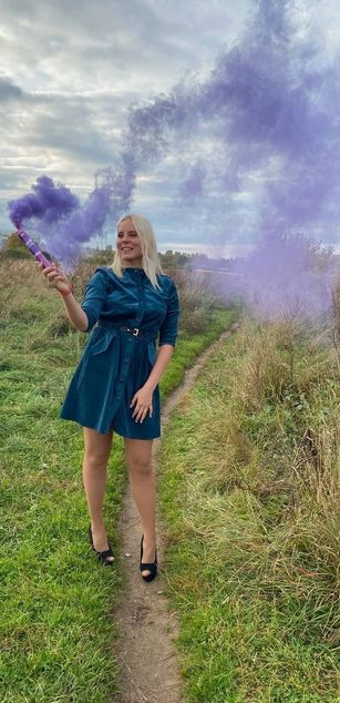 Model - ShadowAmor curvy