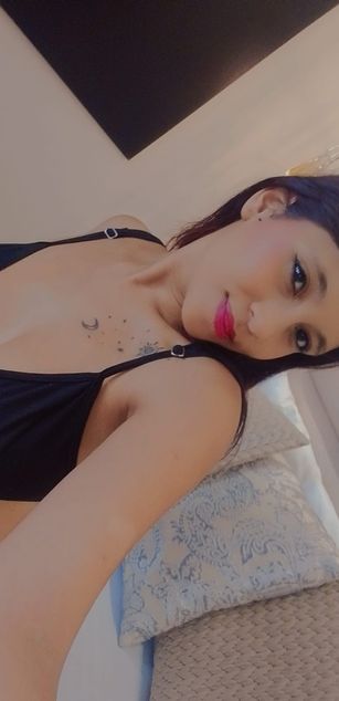 Model - Noa Dream bigtits