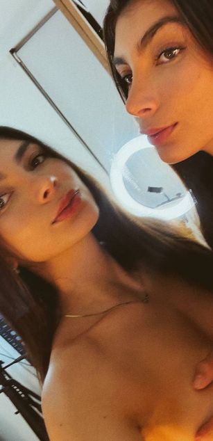 Model - Alice rows blowjob